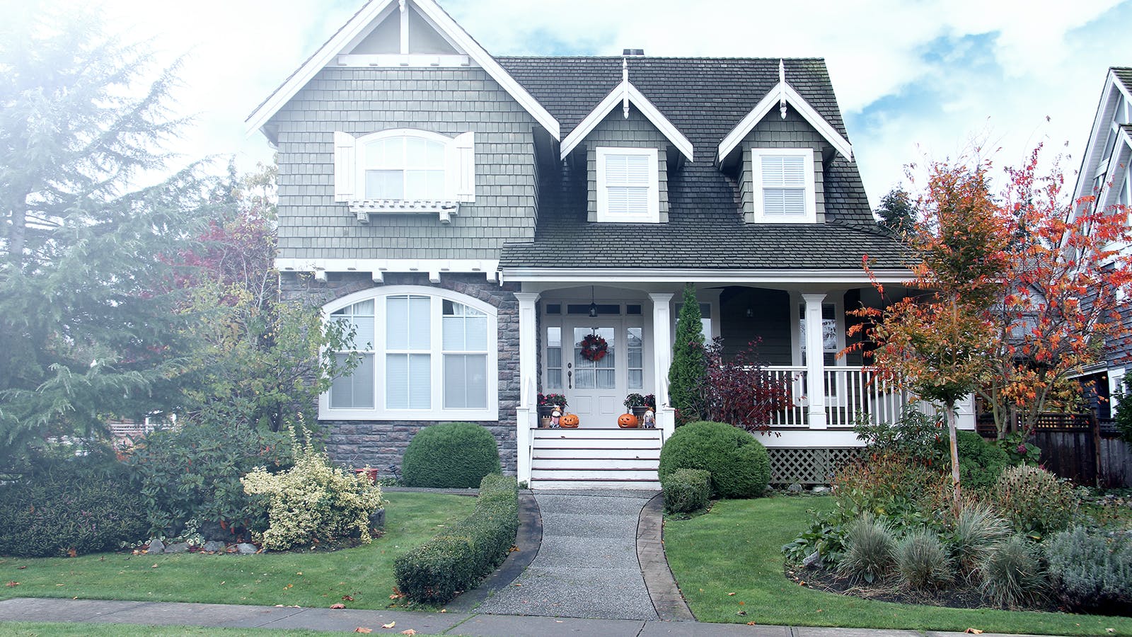Homebuying pros and cons